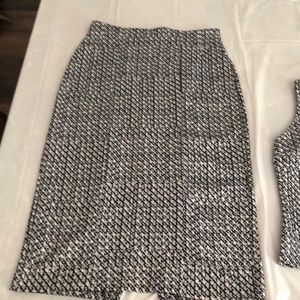 New York and Company blouse and matching Skirt